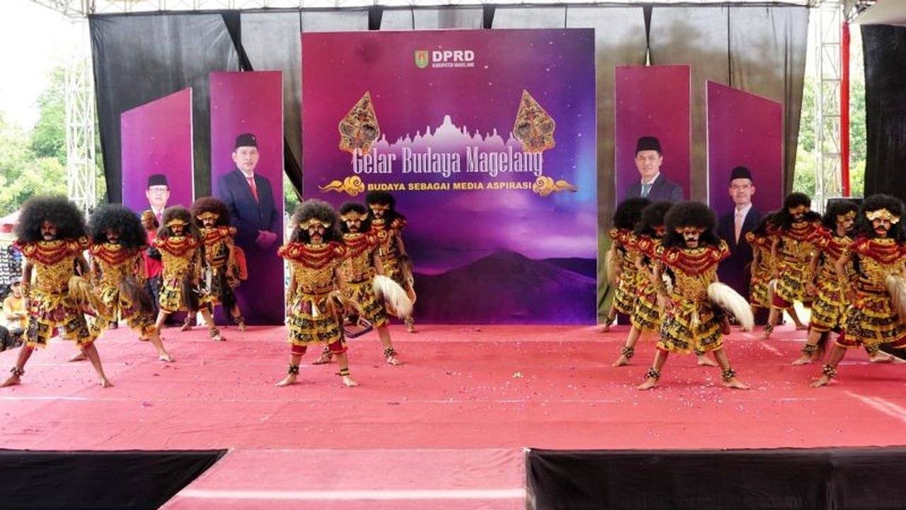 DPRD Kabupaten Magelang menggelar 'Gelar Budaya' sebagai wadah strategis untuk serap aspirasi masyarakat. Acara ini juga berkomitmen melestarikan seni dan budaya lokal di tengah modernisasi.