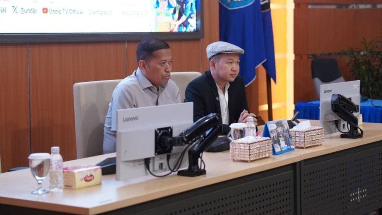 Universitas Diponegoro (Undip) mengambil langkah cepat membebaskan pembayaran UKT mahasiswa terdampak banjir Sumatera, serta memberikan bantuan hidup dan dukungan pemulihan jangka panjang.