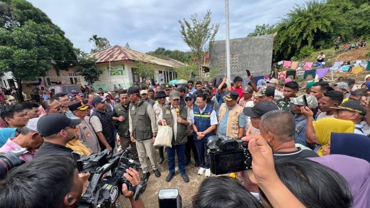 Majelis Permusyawaratan Rakyat (MPR) RI menyalurkan 5.000 paket Bantuan MPR RI Aceh kepada korban banjir bandang di Aceh Utara, Aceh Tamiang, dan Aceh Timur, menunjukkan komitmen pemulihan.