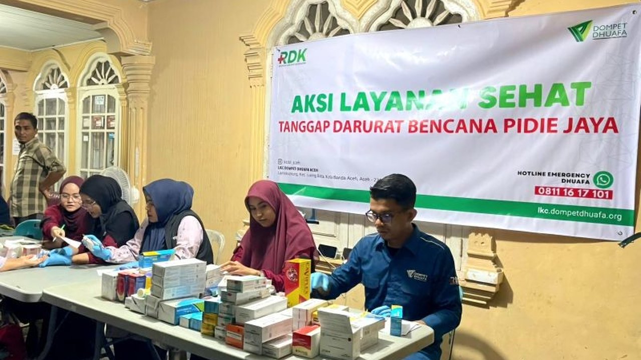 Tim Layanan Kesehatan Dompet Dhuafa (LKC DD) menggelar Aksi Layanan Sehat di Pidie Jaya, Aceh, memberikan pemeriksaan dan pengobatan gratis bagi korban banjir dan longsor pascabencana.