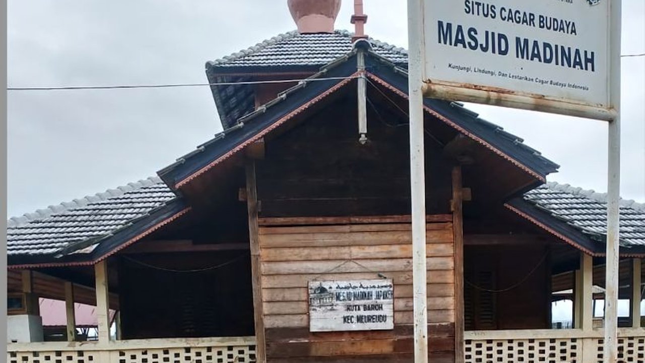 Kementerian Kebudayaan mengutamakan metodologi terukur dalam penyelamatan cagar budaya Aceh yang terdampak banjir dan longsor, memastikan warisan bangsa tetap lestari. Bagaimana strategi penanganannya?