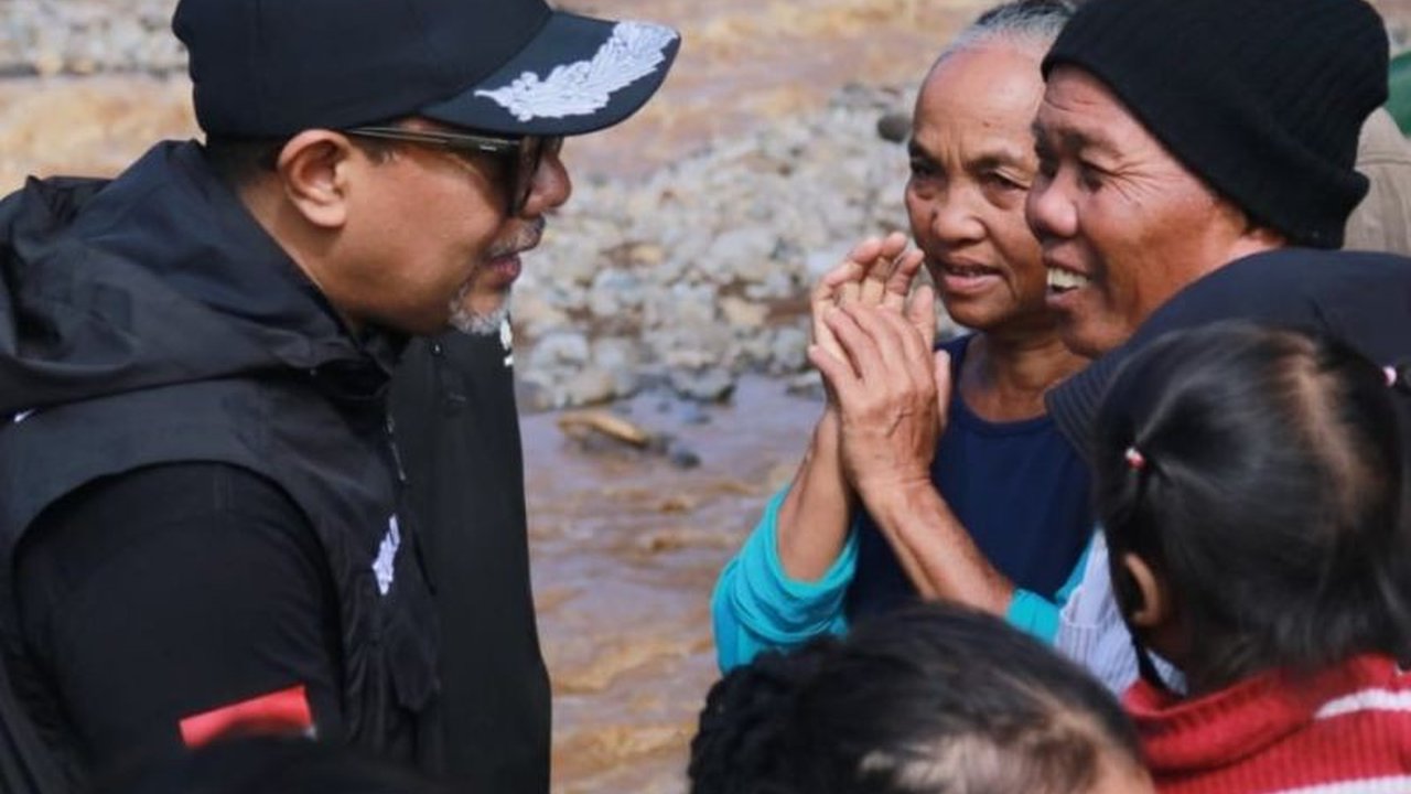 Banjir Bandang Probolinggo menerjang Kecamatan Tiris, merusak 7 jembatan dan 40 rumah warga, mendorong BPBD dan Pemkab Probolinggo bergerak cepat atasi dampak bencana.