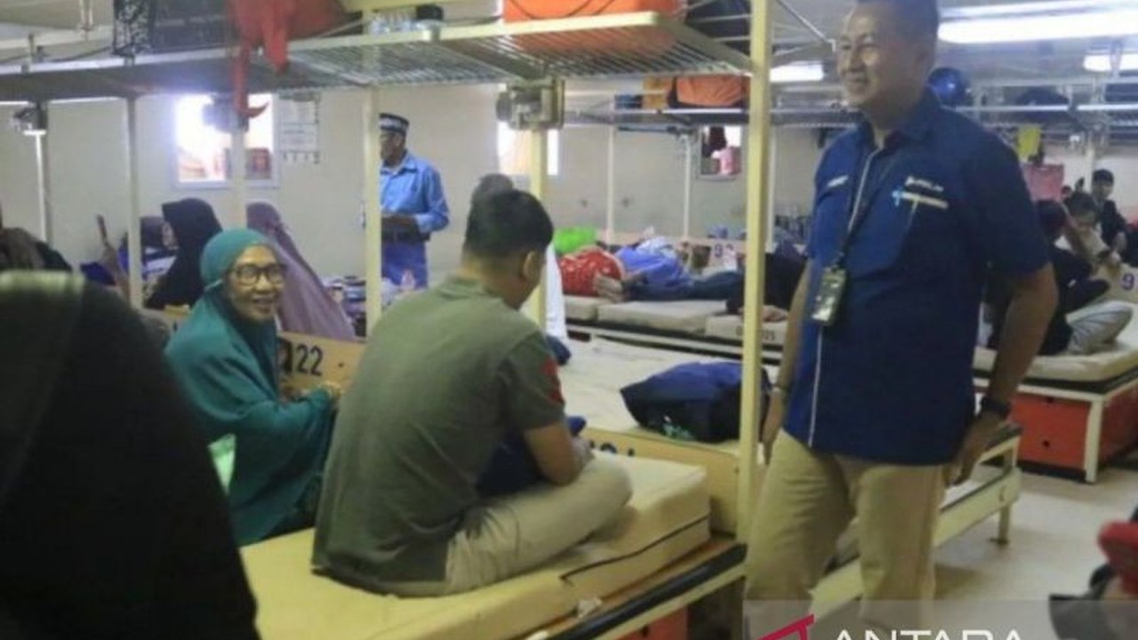 PT Pelni memproyeksikan lonjakan penumpang hingga 12,3% di Balikpapan saat Natal dan Tahun Baru 2026, didukung diskon tarif 20% yang menarik perhatian calon pemudik.