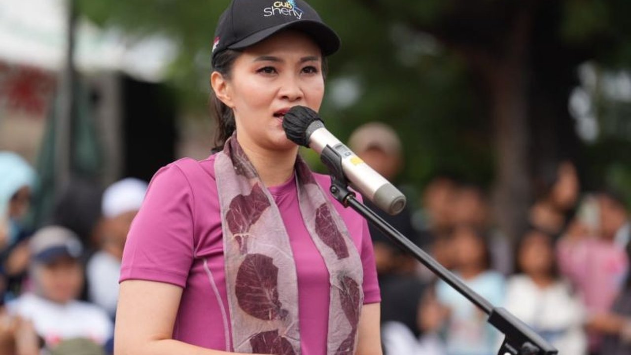 Gubernur Maluku Utara Sherly Tjoanda mengalokasikan Rp92,035 miliar untuk Revitalisasi Sekolah Maluku Utara jenjang SMA, SMK, dan SLB, menandai investasi besar bagi masa depan pendidikan di wilayah tersebut.