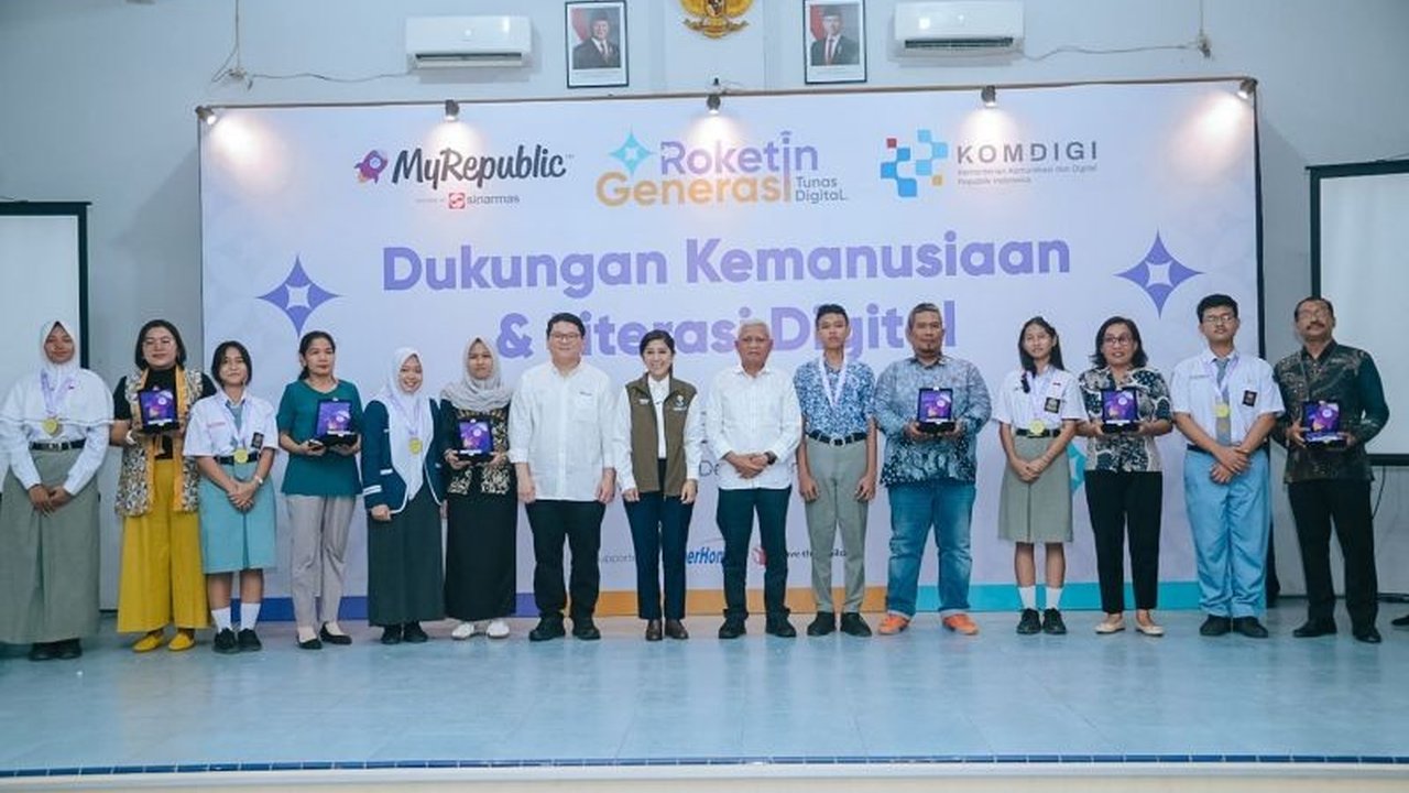 Kementerian Komunikasi dan Digital (Kemkomdigi) menyalurkan internet gratis ke sekolah terdampak bencana di Sumatera Utara, memastikan pembelajaran digital tetap berjalan dan melindungi anak dari risiko digital.