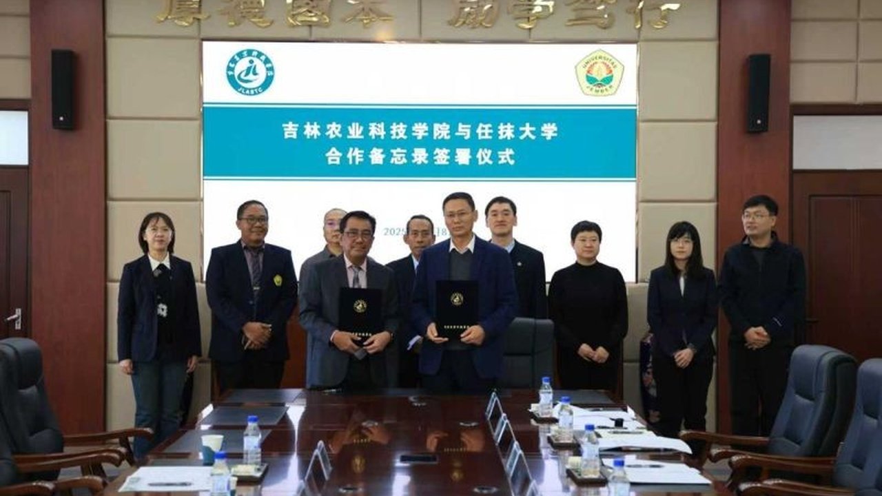 Universitas Jember (Unej) memperluas jejaring internasional melalui kerja sama Unej China pertanian dengan JLASTU, membuka peluang inovasi dan pengembangan akademik yang signifikan.