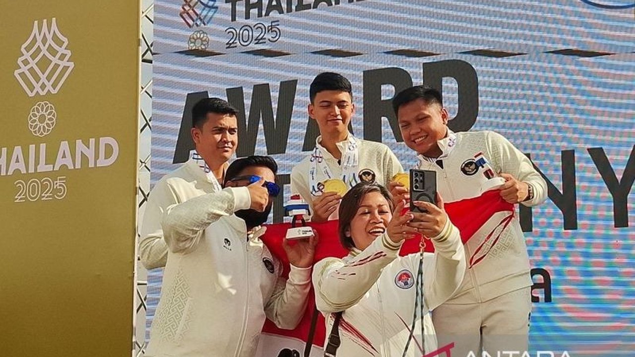 Dukungan sistematis Perbakin dan persiapan matang menjadi kunci sukses tim menembak Indonesia meraih emas beregu air pistol 10 meter di SEA Games 2025, memecahkan rekor.