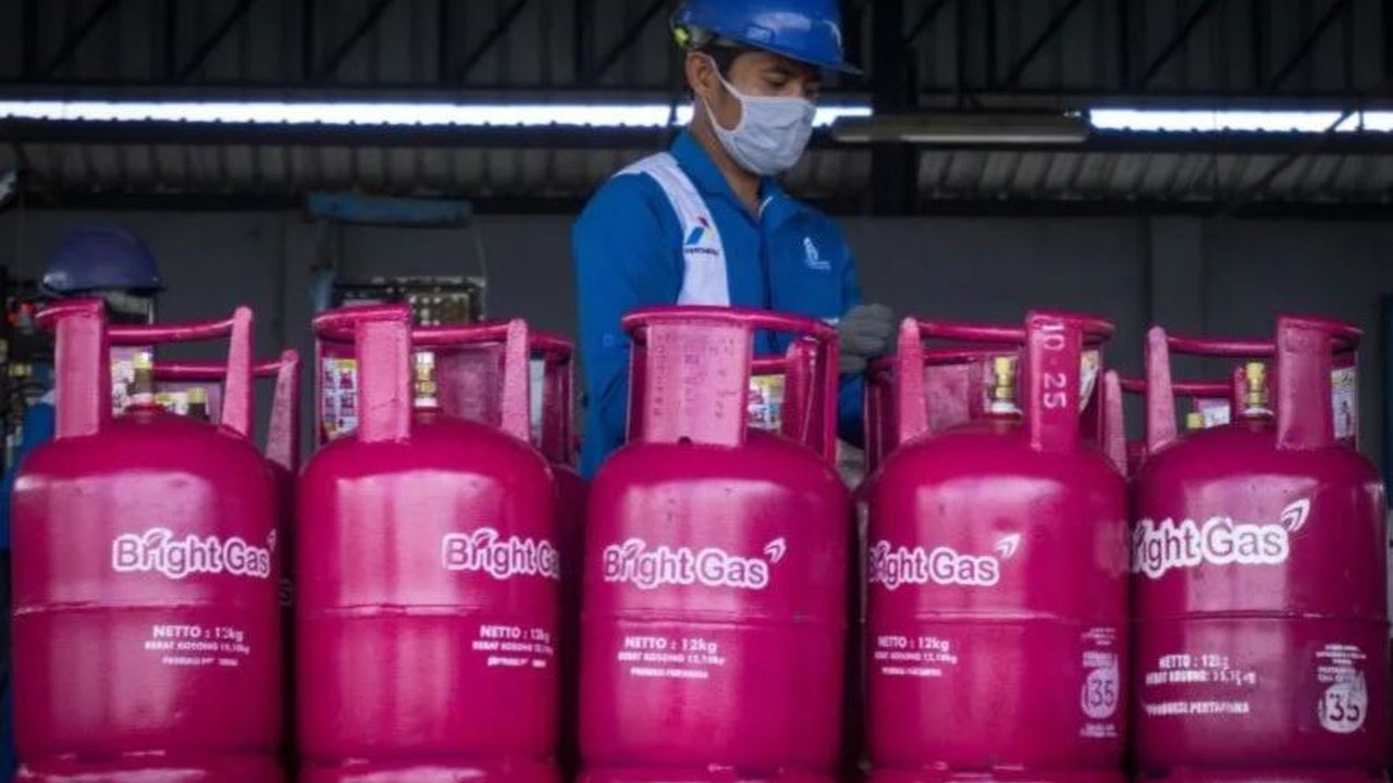 Pertamina Patra Niaga Regional Jawa Bagian Tengah meluncurkan layanan Bright Gas Express, memudahkan masyarakat memesan LPG Bright Gas 12 kg secara resmi dan cepat melalui WhatsApp.