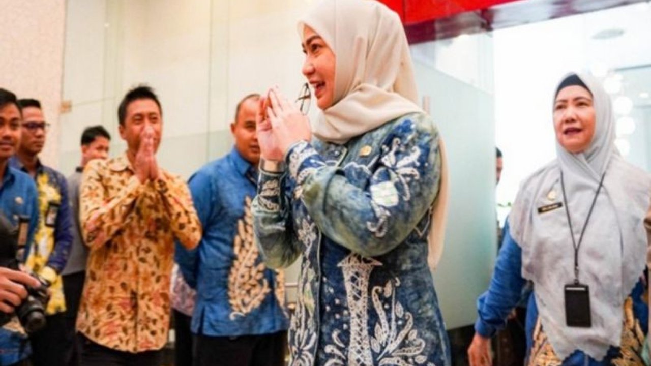 Wali Kota Banjarbaru, Hj Erna Lisa Halaby, mengajak masyarakat untuk meningkatkan kepatuhan Taat Pajak Banjarbaru demi kemajuan daerah. Apa saja upaya Pemkot?