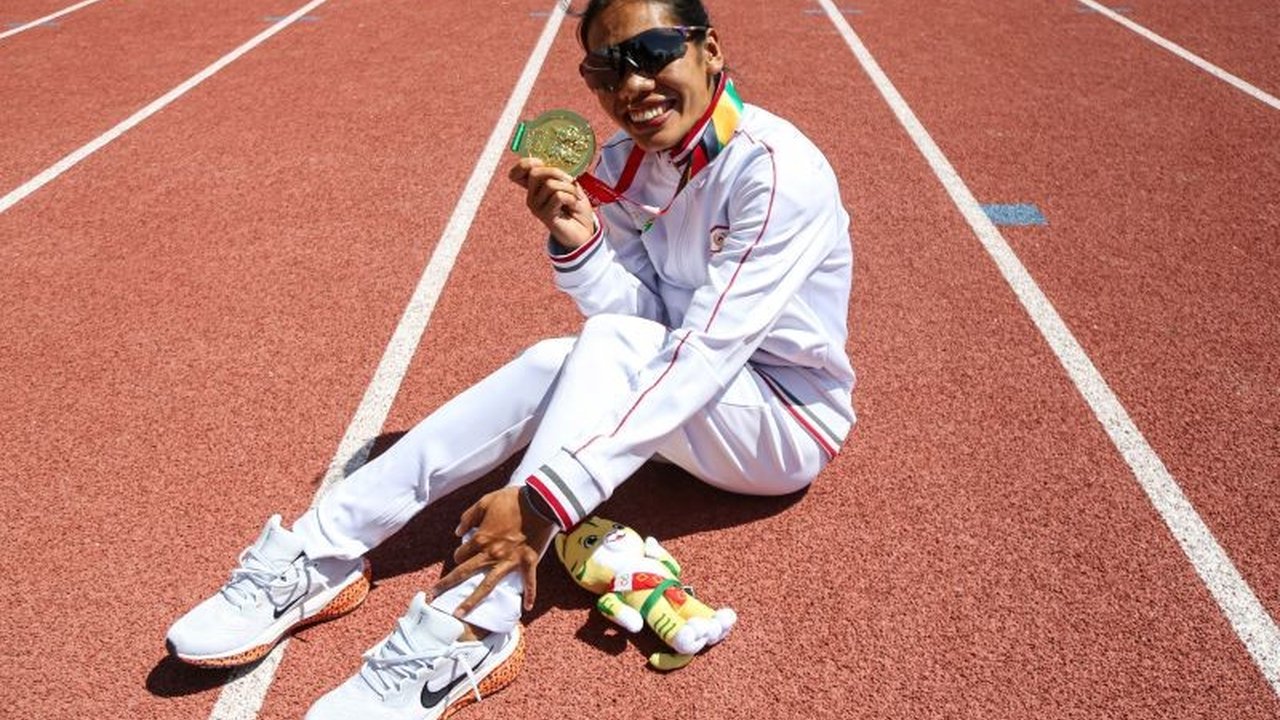 Odekta Naibaho kembali mencetak hattrick emas maraton putri di SEA Games 2025 Thailand, menegaskan dominasinya sebagai pelari jarak jauh terbaik di Asia Tenggara.