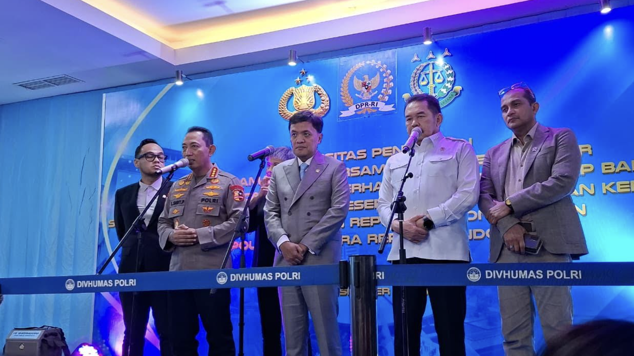 Kapolri dan Jaksa Agung Teken MoU Jelang Berlaku KUHP-KUHAP