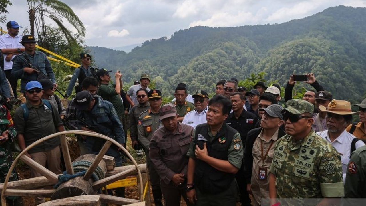 Wakil Gubernur Banten menegaskan Tambang Ilegal dan Illegal Logging adalah kejahatan berat yang merusak lingkungan serta menciptakan ketimpangan sosial, mendorong mitigasi bencana.