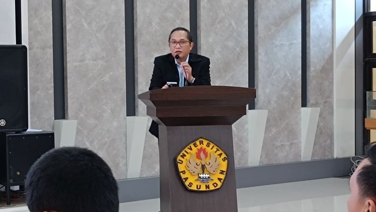 Fakultas Teknik Unpas meluncurkan Program Percepatan Pendidikan bagi lulusan SMK, memungkinkan sarjana 3 tahun dan hibah sistem ISO, sebagai langkah konkret menekan angka pengangguran di Jawa Barat.