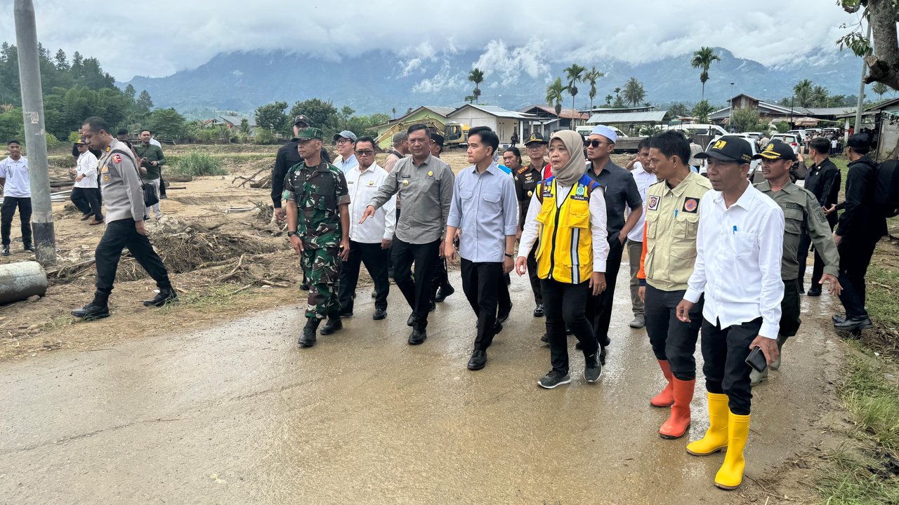 Pantau Distribusi BBM Pascabencana, Gibran Sambangi SPBU Raklunung di Aceh