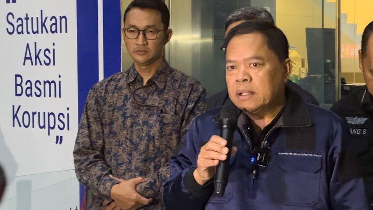 Kejaksaan Agung telah mengonfirmasi adanya jaksa yang terlibat dalam operasi tangkap tangan (OTT) KPK di Banten, dengan berkas perkara dua terduga telah dilimpahkan ke Kejagung.