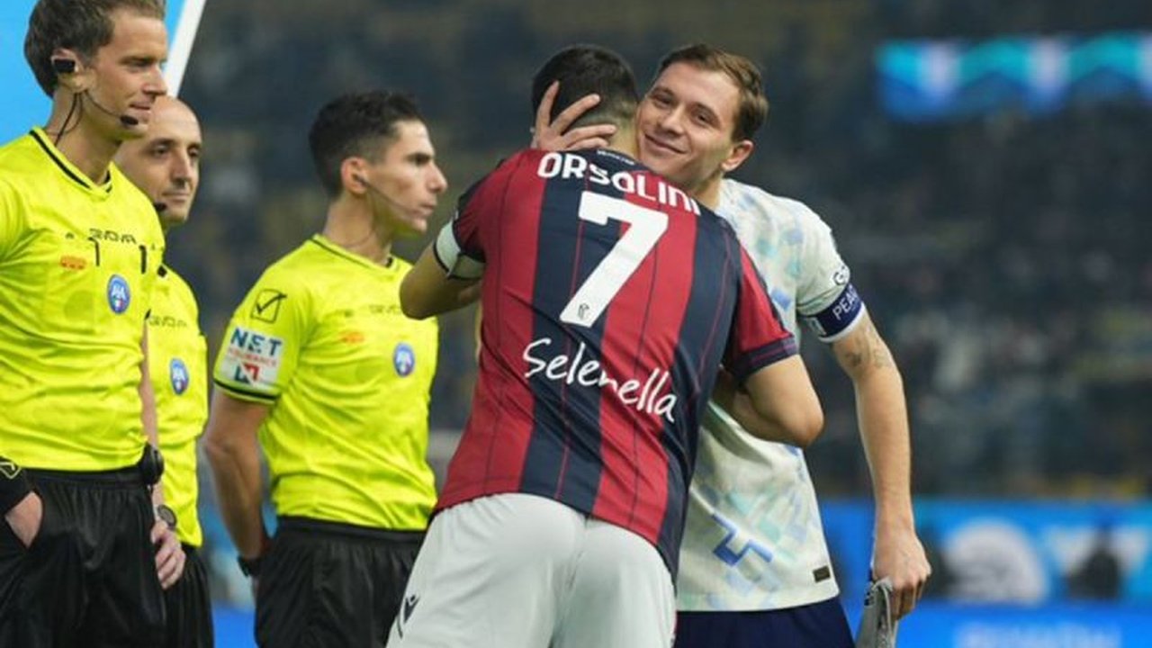 Bologna Lolos Final Piala Super Italia untuk pertama kalinya dalam sejarah setelah mengalahkan Inter Milan melalui adu penalti yang dramatis. Simak detail pertandingannya!
