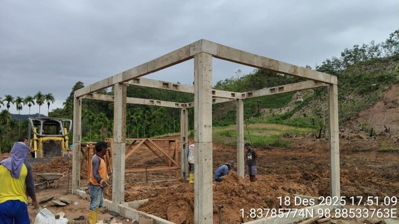 Badan Nasional Penanggulangan Bencana (BNPB) aktif melibatkan masyarakat terdampak dalam sosialisasi pembangunan huntap Sumut dan hunian sementara (huntara) untuk memastikan proses transparan dan tepat sasaran.
