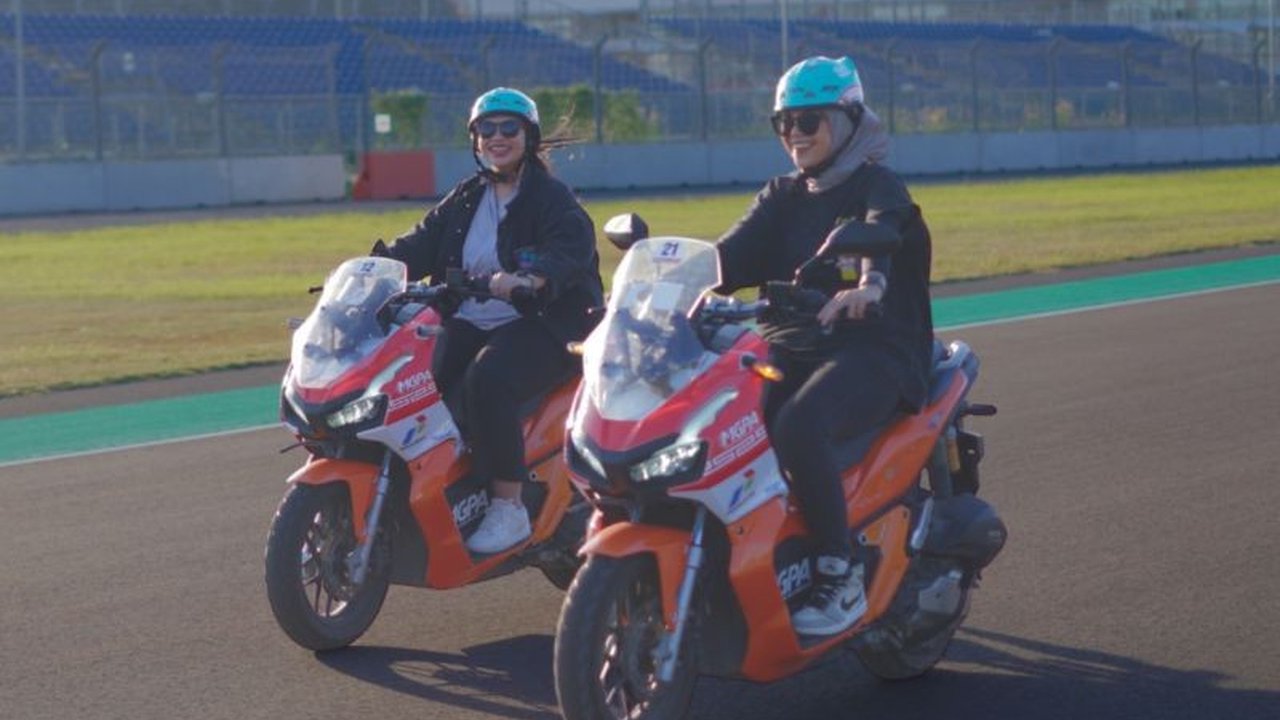 Rasakan keseruan liburan Natal 2025 dan Tahun Baru 2026 dengan program Mandalika Experience di Sirkuit Pertamina Mandalika, menawarkan aktivitas motorsport dan rekreasi yang tak terlupakan.