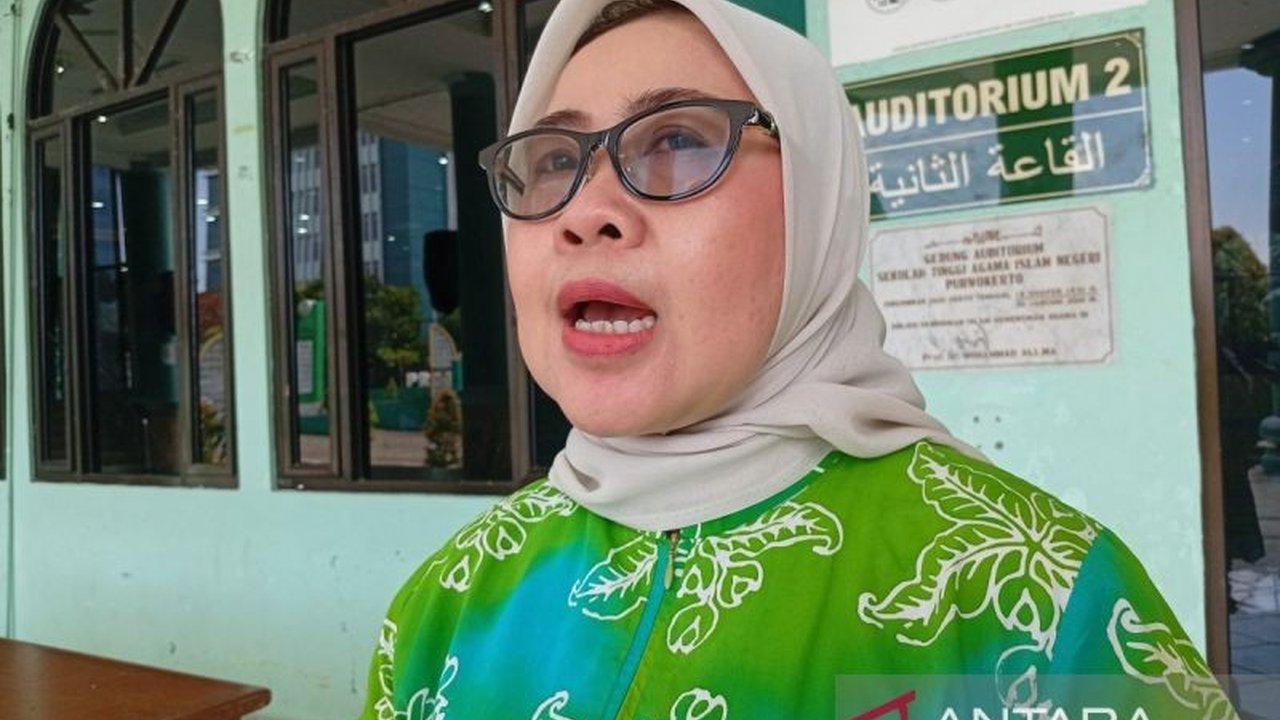 Anggota DPR RI Siti Mukaromah menekankan pentingnya menjaga alam sebagai langkah krusial untuk mencegah bencana alam yang mengancam, mengajak masyarakat dan pemerintah bersinergi dalam penanganannya.