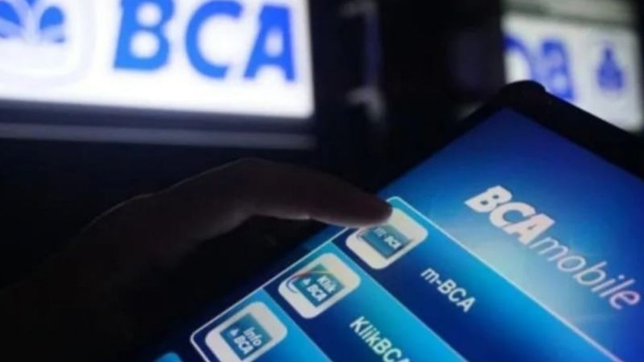 PT Bank Central Asia Tbk (BCA) memproyeksikan Pertumbuhan Kredit BCA akan melesat tinggi pada kuartal IV 2025, didorong persiapan pengusaha jelang Ramadhan 2026.