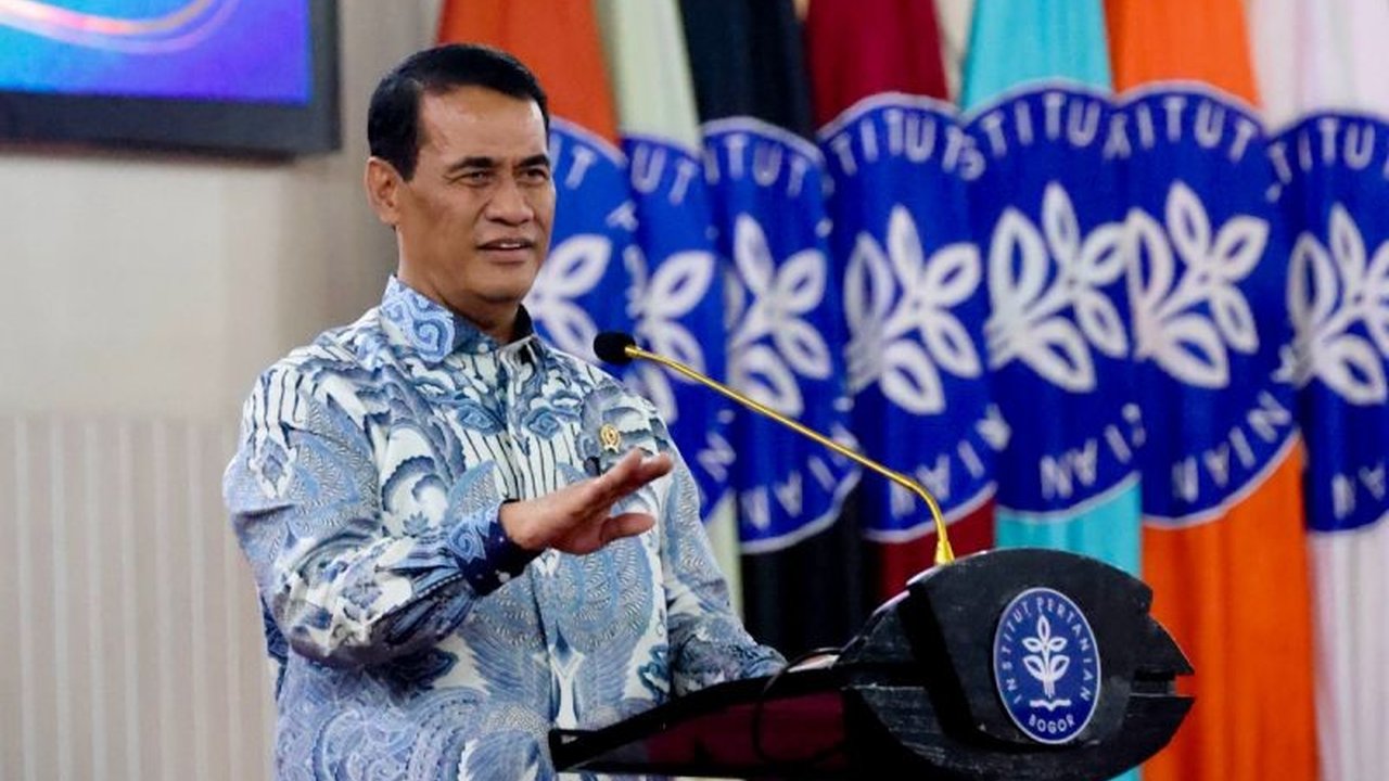 Menteri Pertanian Andi Amran Sulaiman meminta peran aktif alumni IPB untuk mengawal program swasembada pangan dan percepatan hilirisasi pertanian demi nilai tambah ekonomi bangsa.