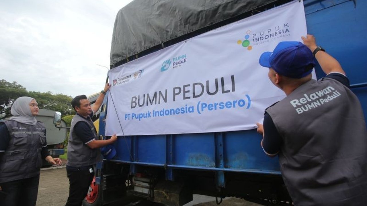 PT Pupuk Indonesia (Persero) mengirimkan bantuan kemanusiaan dan relawan untuk penanganan bencana di Aceh, menegaskan komitmen BUMN dalam meringankan beban masyarakat terdampak.