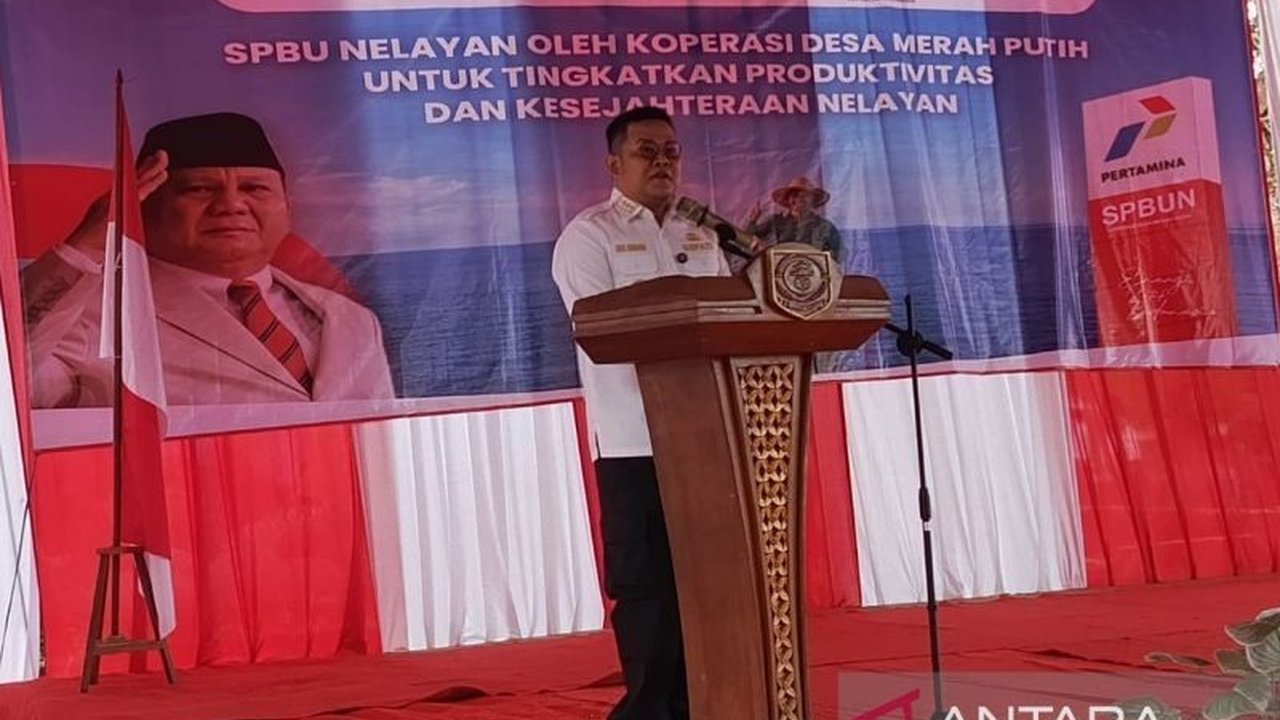 Bupati Bangka Selatan, Reza Herdavid, berupaya mempercepat pengaktifan Koperasi Merah Putih (KMP) dengan kolaborasi perusahaan, demi kesejahteraan masyarakat dan menjadikan KMP Bangka Selatan percontohan nasional.