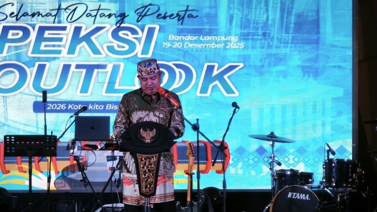 Sekjen Kemendagri Komjen Pol Tomsi Tohir menekankan pentingnya Perencanaan Kota Jangka Panjang hingga 30 tahun ke depan demi menghadapi tantangan pertumbuhan penduduk dan urbanisasi.