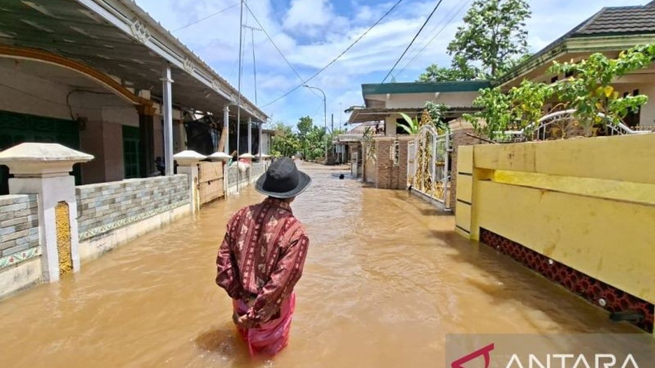 Badan Meteorologi, Klimatologi, dan Geofisika (BMKG) merilis prakiraan cuaca Jakarta untuk Minggu, 21 Desember, dengan potensi hujan ringan di sebagian besar wilayah pada siang hingga malam hari, membuat warga perlu bersiap.