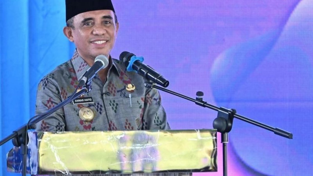 Pemerintah Provinsi Sulawesi Tengah (Pemprov Sulteng) berkomitmen kuat dalam upaya penurunan stunting, dengan fokus pada pendekatan berbasis keluarga dan penguatan program makan bergizi gratis untuk anak-anak.