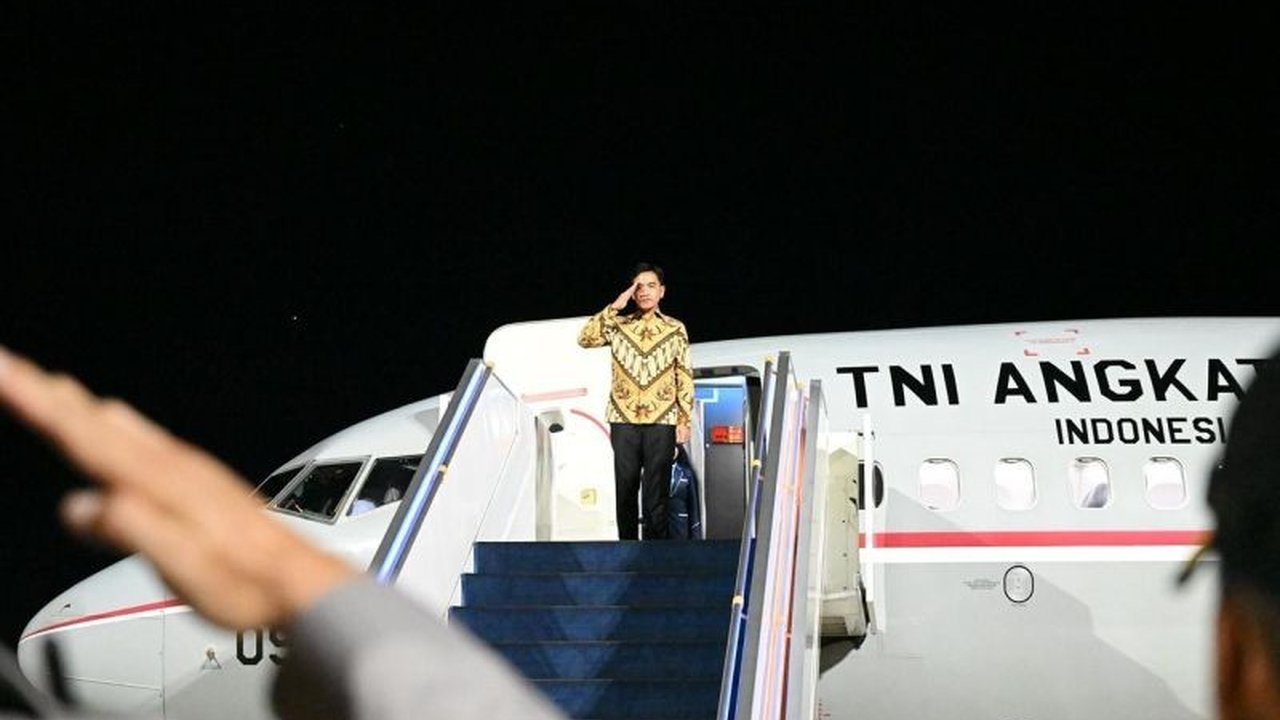 Wakil Presiden Gibran Rakabuming Raka bertolak ke Jawa Tengah untuk memastikan perayaan Natal berjalan aman dan damai, sekaligus memantau kesiapan arus mudik akhir tahun.