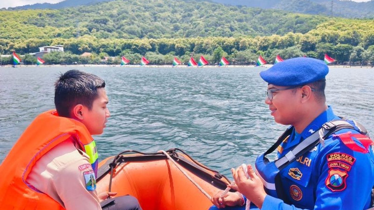 Polres Situbondo mengintensifkan Patroli Wisata Pasir Putih Situbondo di perairan dan objek wisata bahari jelang libur Natal 2025 dan Tahun Baru 2026 demi keamanan pengunjung.