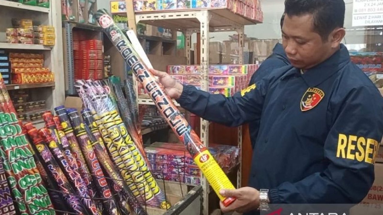 Polres Madiun Kota menggelar Razia Petasan Madiun secara intensif menjelang perayaan Tahun Baru 2026 untuk menjaga ketertiban dan keamanan wilayah.