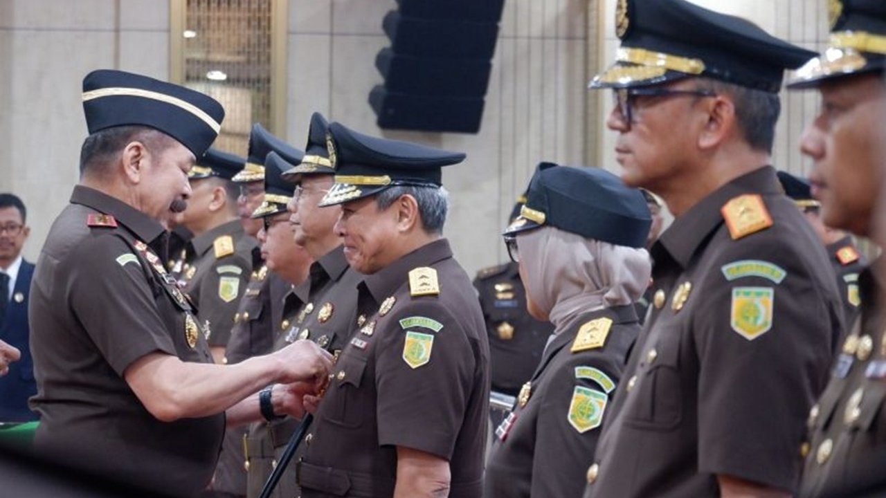 Jaksa Agung Mutasi Besar-besaran, 43 Kepala Kejari Diganti Ini Daftar Lengkapnya