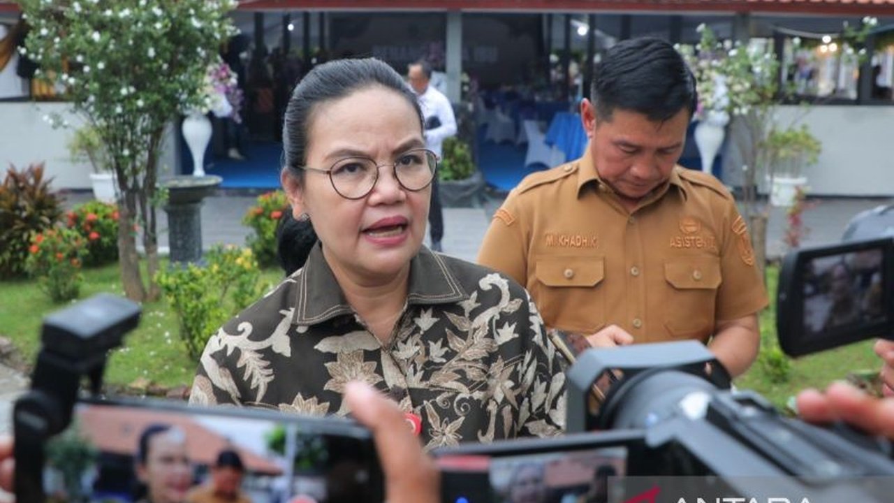 Wali Kota Semarang Agustina Wilujeng Pramestuti menegaskan libur sekolah Nataru 2025/2026 tanpa beban akademik, memastikan siswa dapat beristirahat dan tumbuh sehat.