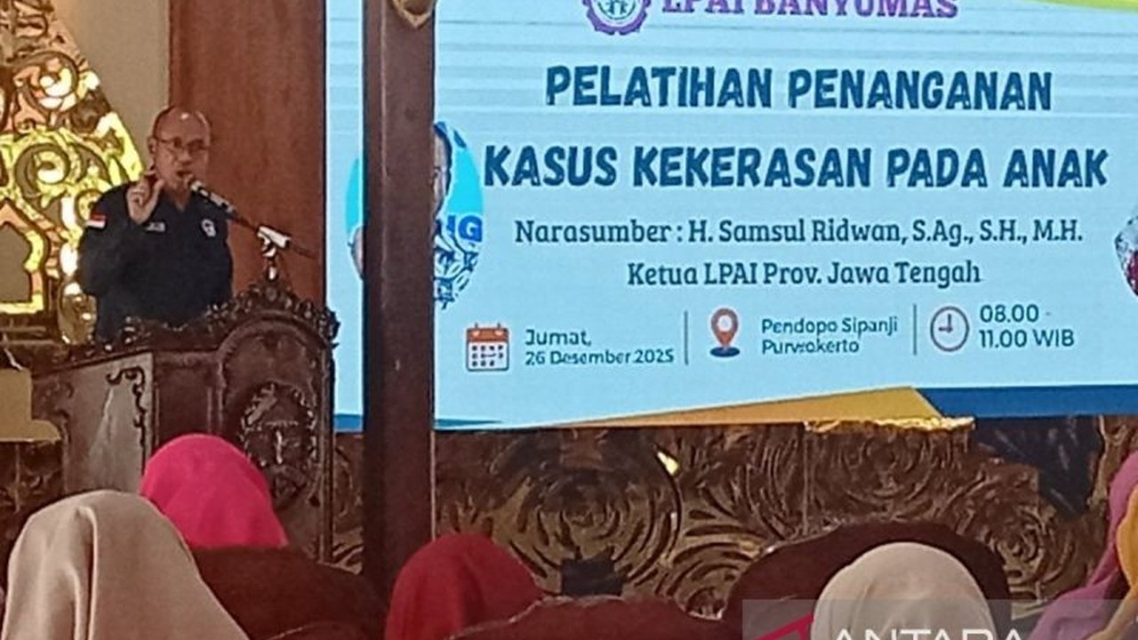 Bupati Banyumas Sadewo Tri Lastiono menekankan pentingnya penanganan kekerasan anak Banyumas secara komprehensif, melibatkan pencegahan, pendampingan korban, dan kolaborasi lintas sektor untuk masa depan anak yang lebih baik.