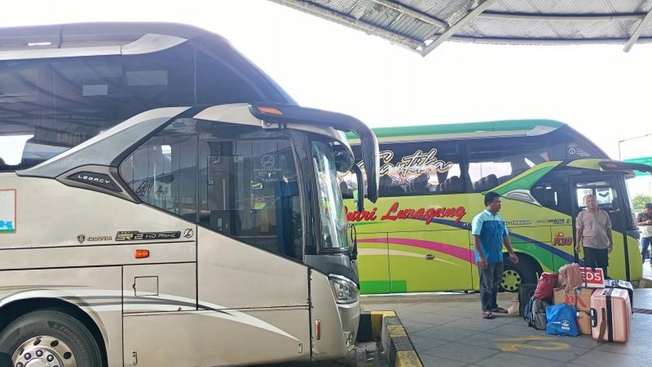 Dishub DKI Jakarta melaporkan Arus Lalu Lintas Natal 2025 di ibu kota kondusif dan terkendali, meskipun ada dinamika mobilitas yang menarik perhatian dari berbagai moda transportasi.