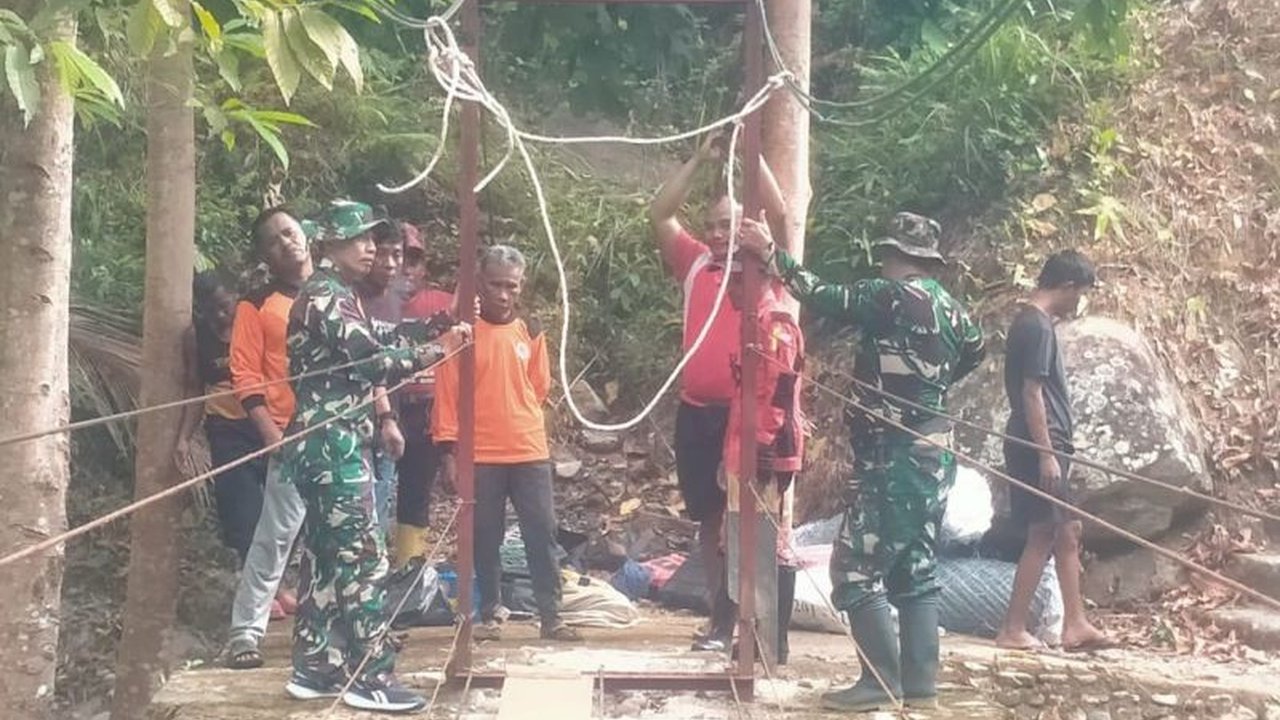 Korem 132/Tadulako gencar melakukan pembangunan jembatan di Kabupaten Parigi Moutong, Sulawesi Tengah, sebagai wujud nyata kepedulian TNI dalam meningkatkan aksesibilitas dan kesejahteraan masyarakat.