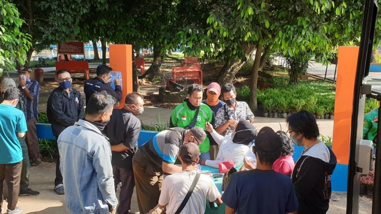 Dinas Kesehatan Palembang gencar mengoptimalkan petugas puskesmas demi memperluas program Cek Kesehatan Gratis (CKG) bagi 1,8 juta warga, memastikan deteksi dini penyakit krusial.