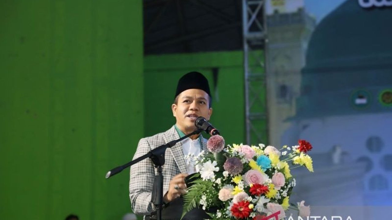 Pemerintah Kabupaten Bandung menegaskan pergantian tahun baru akan dirayakan tanpa pesta kembang api dan kegiatan berlebihan, mengimbau masyarakat untuk mengisi malam tahun baru dengan kegiatan positif.