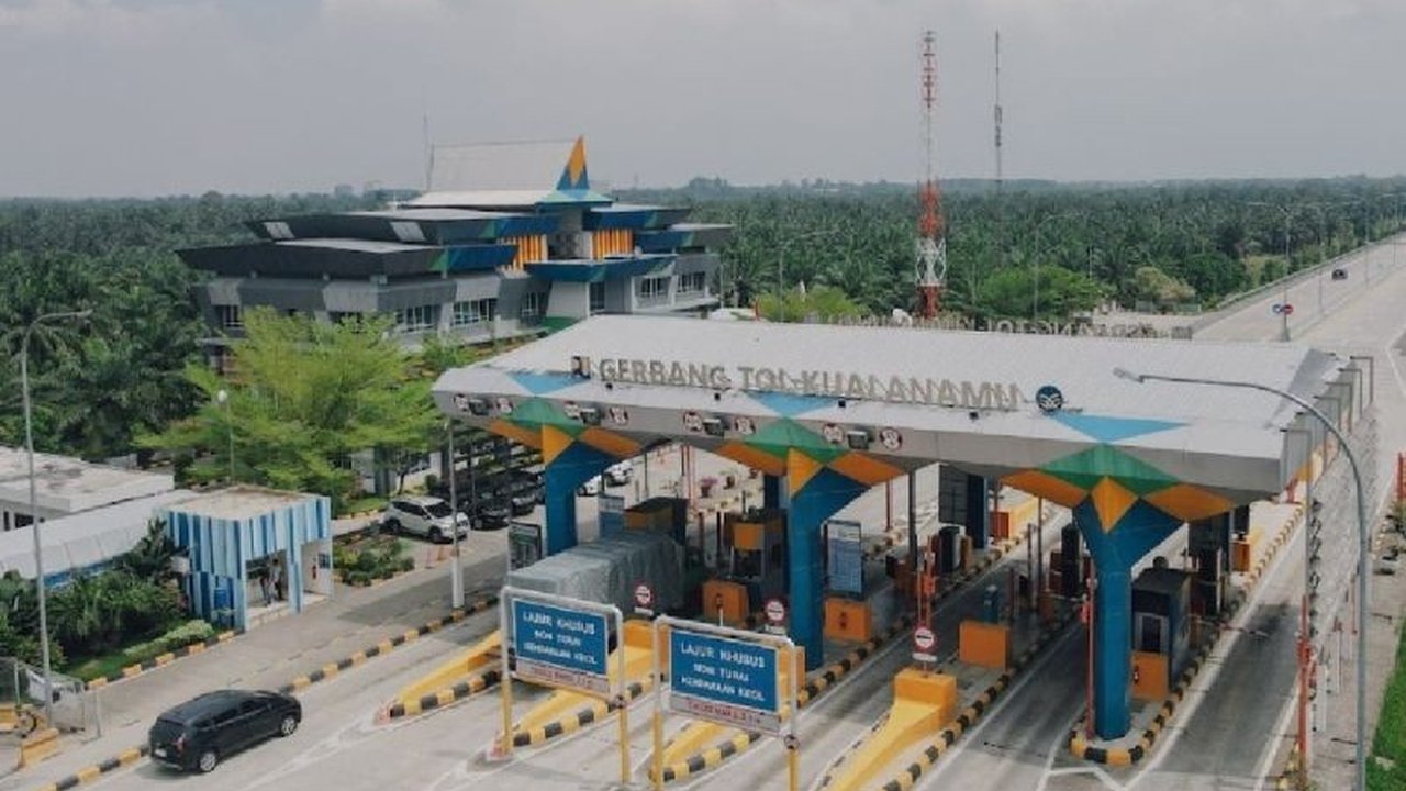 PT Jasamarga Nusantara Tollroad Regional Division melaporkan lonjakan Volume Lalu Lintas Tol MKTT hingga 15,4% selama libur Natal 2025, mencapai 136.866 kendaraan.