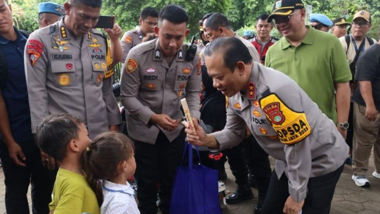 Kapolda Metro Jaya menegaskan **keamanan Ragunan** tetap terjaga di tengah lonjakan pengunjung libur Nataru, dengan nihil kasus kejahatan. Namun, kewaspadaan pengunjung tetap diimbau.