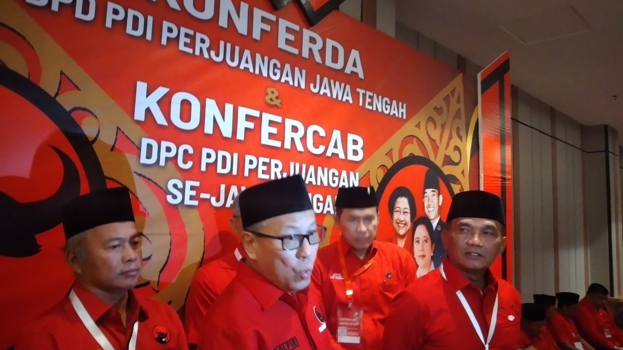 Gantikan Bambang Pacul, Dolfie Othniel Frederic Palit Resmi Dilantik Jadi Ketua DPD PDIP Jateng