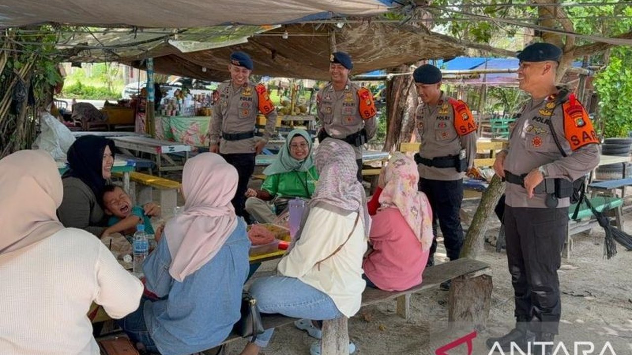 Polda Babel meningkatkan Patroli Pengamanan Objek Wisata Babel di seluruh wilayahnya selama libur Natal dan Tahun Baru 2026. Bagaimana upaya ini menjamin keamanan wisatawan?