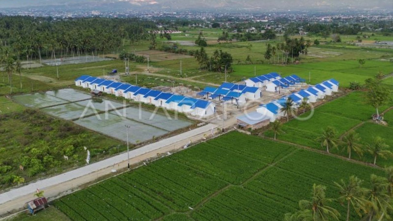 Bupati Sigi Moh Rizal Intjenae berkomitmen penuh menjaga lahan pertanian produktif, menegaskan larangan alih fungsi lahan pertanian di wilayahnya untuk menjamin ketahanan pangan dan kesejahteraan petani.