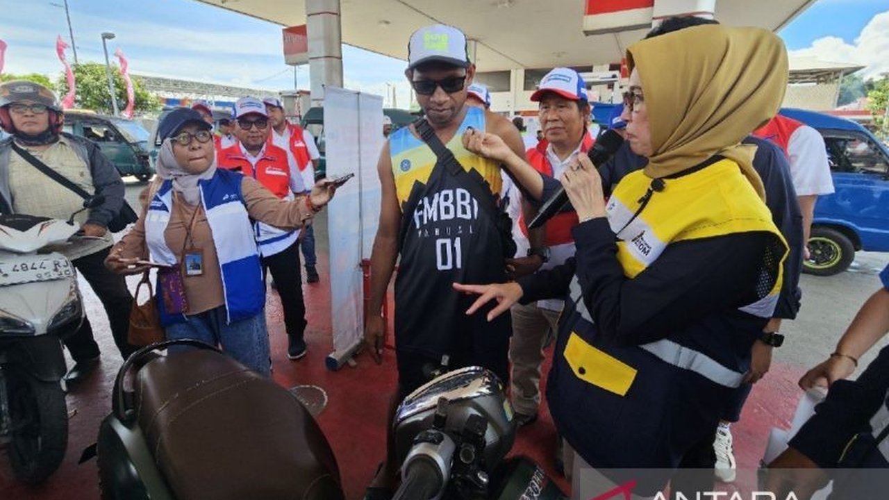 BPH Migas meminta PT Pertamina Patra Niaga memperbanyak tangki timbun BBM dan avtur di Papua untuk memperkuat Ketahanan Energi Papua, mengantisipasi tantangan geografis dan cuaca ekstrem.