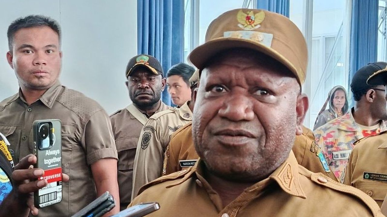 Pemerintah Kabupaten Jayawijaya perketat pencegahan narkoba di 328 kampung menyusul temuan ganja, mengajak seluruh elemen masyarakat bersatu melindungi generasi muda dari bahaya zat adiktif.