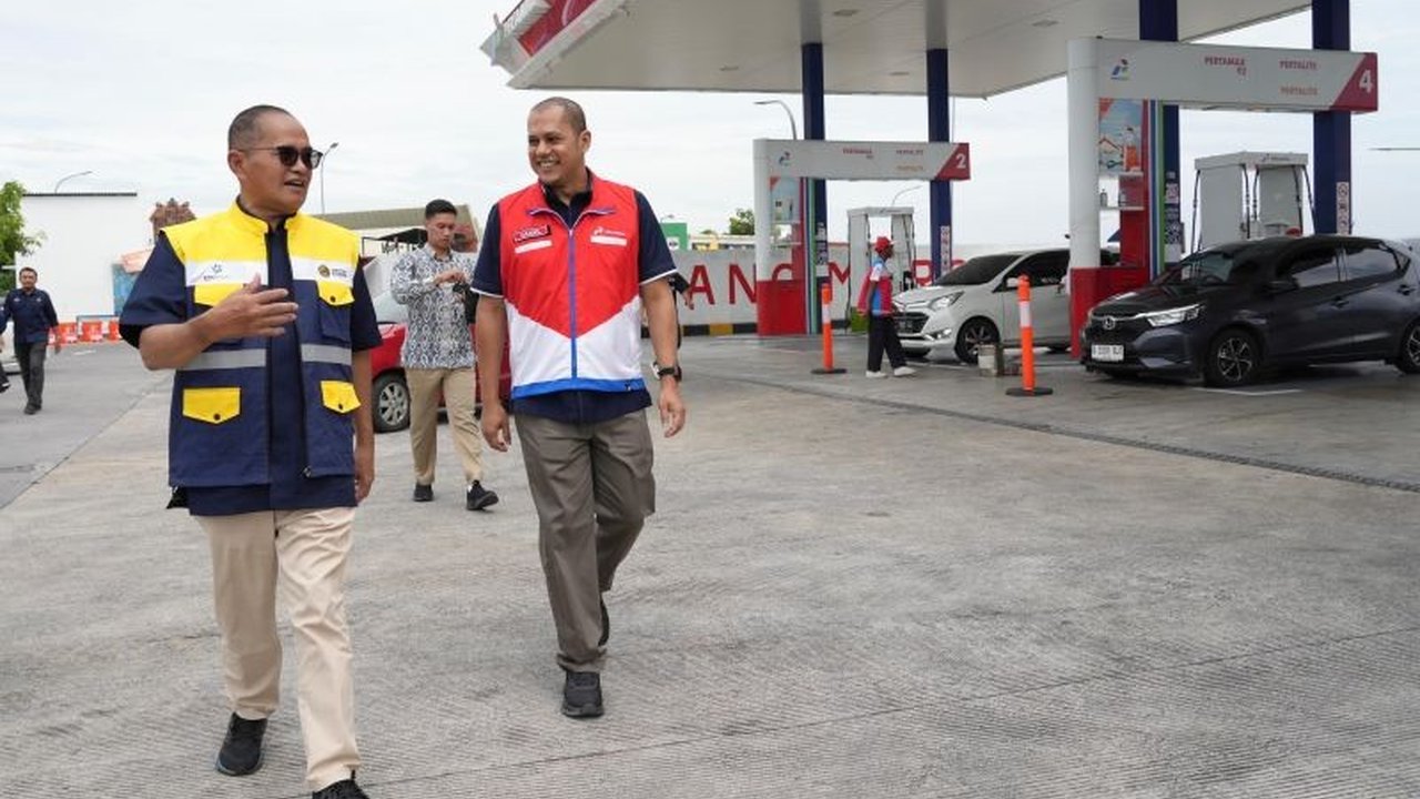 Menjelang puncak libur Tahun Baru 2026, BPH Migas memastikan stok BBM di kawasan wisata Jawa Timur aman dan penyaluran lancar, mengantisipasi lonjakan kebutuhan masyarakat.