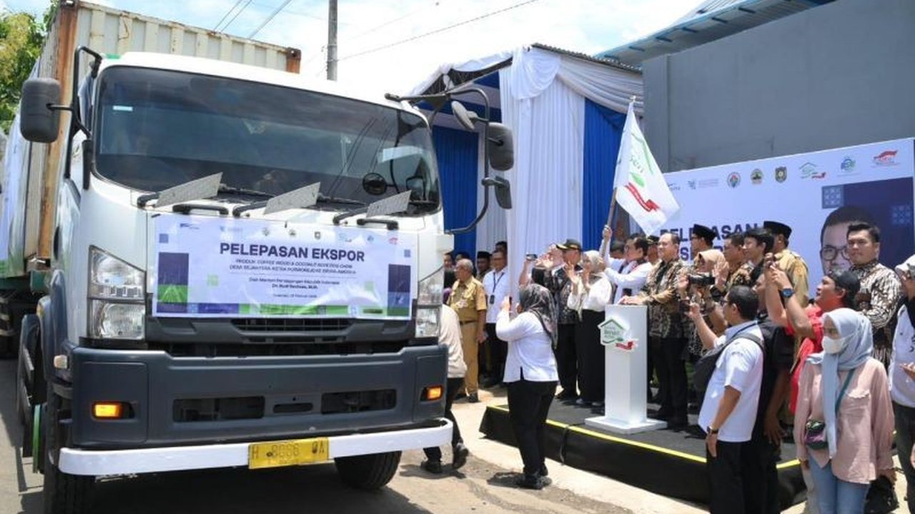 Astra Internasional berhasil menjangkau lebih dari 210 ribu penerima manfaat melalui Program Desa Sejahtera Astra hingga akhir 2025, mendorong kemandirian dan keberlanjutan desa di Indonesia.