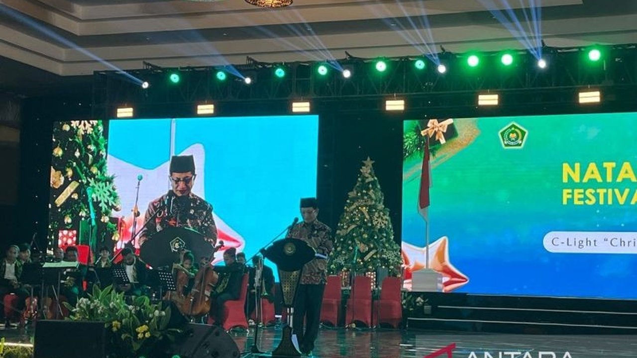 Menteri Agama menegaskan Perayaan Natal menjadi momentum penting untuk memperkuat Solidaritas Nasional, terutama bagi masyarakat terdampak bencana, dan merayakan persatuan bangsa.